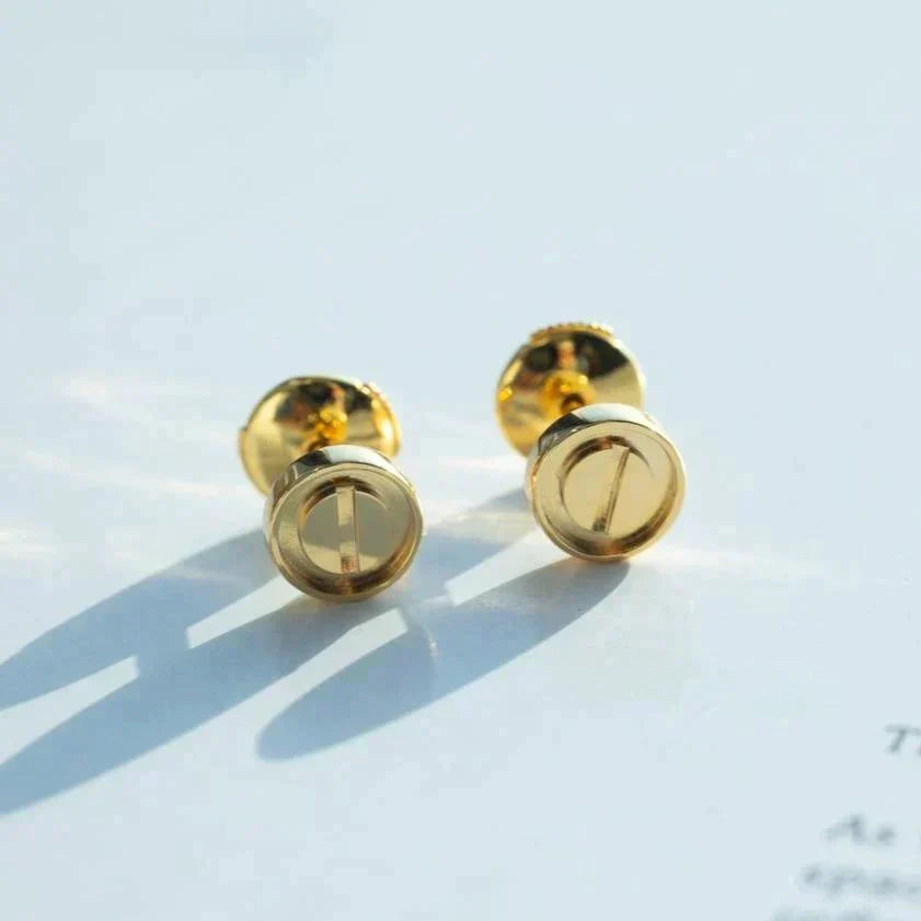[vivabelle]LOVE EARRINGS GOLD 10MM