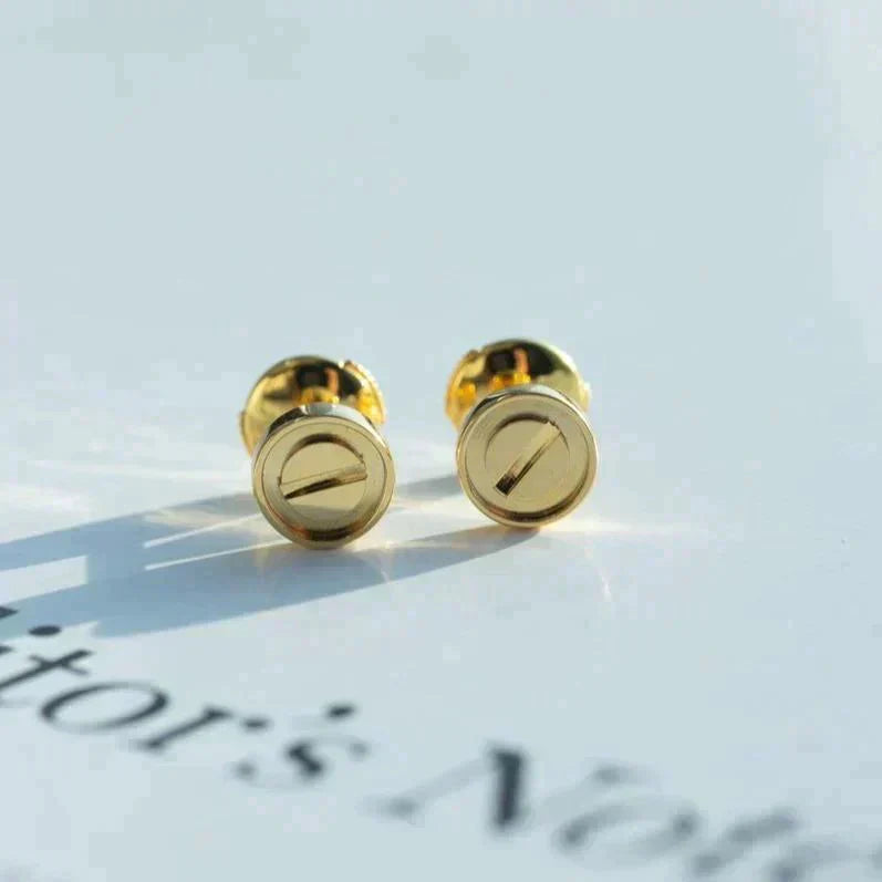 [vivabelle]LOVE EARRINGS GOLD 10MM