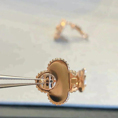 [vivabelle]CLOVER MEDIUM 1 MOTIFS GRAY MOP  DIAMOND EARRINGS