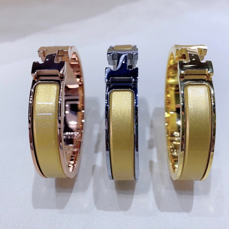 [vivabelle]H CHAMPAGNE BRACELET