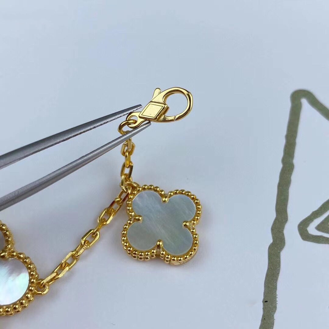 [vivabelle]MAGIC CLOVER MOP GOLD BRACELET 5 MOTIFS