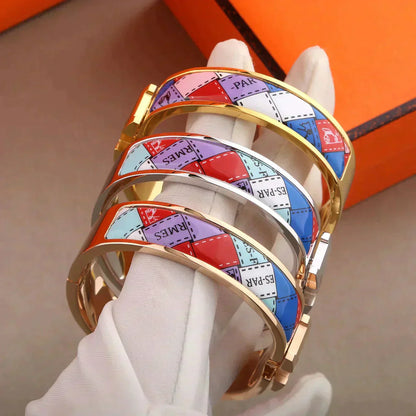 [vivabelle]H BRACELET DOTTED BORDER 12MM