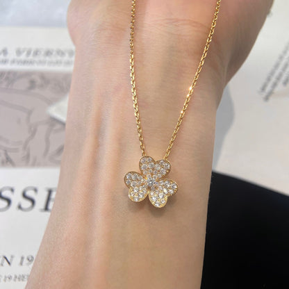 [vivabelle]FLOWER DIAMOND NECKLACE