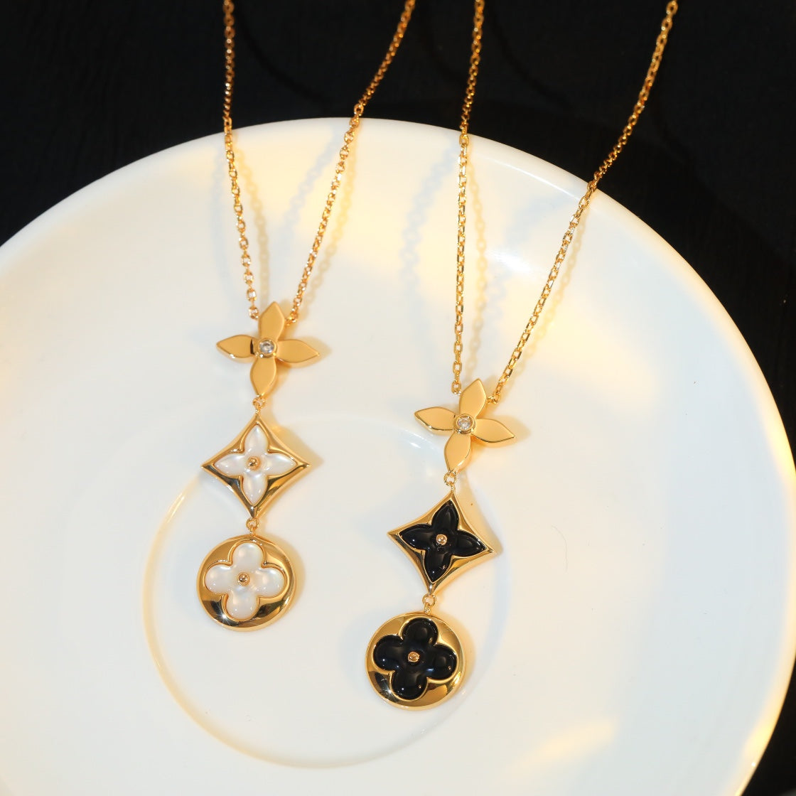 [vivabelle]STAR AND SUN ONYX PINK GOLD NECKLACE