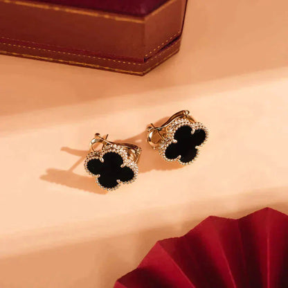 [vivabelle]CLOVER MEDIUM 1 MOTIFS  ONYX STUD EARRINGS