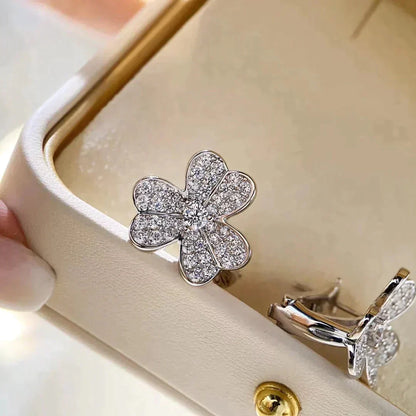 [vivabelle]CLOVER COMOS DIAMOND EARRINGS SILVER
