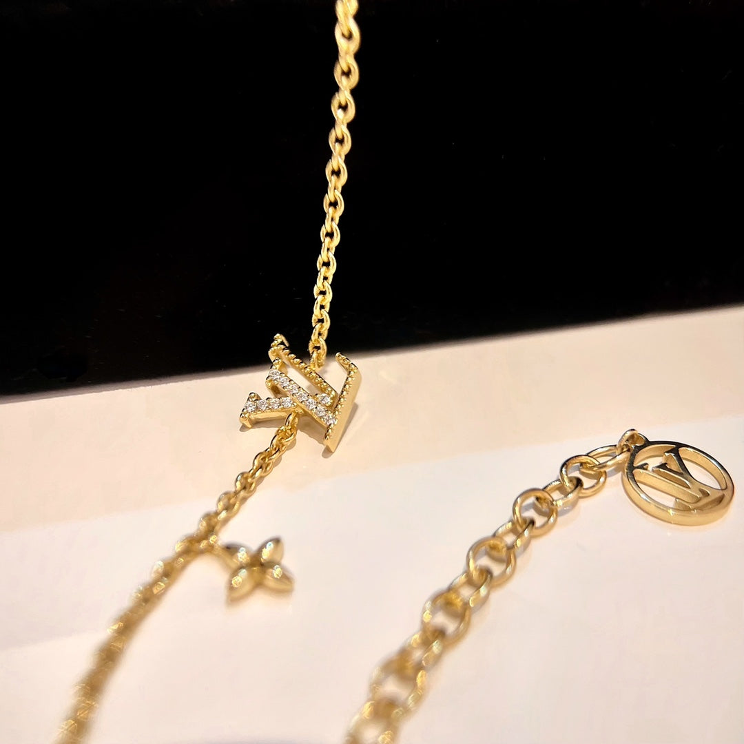 [vivabelle]LOGO STAR MOTIF GOLD BRACELET