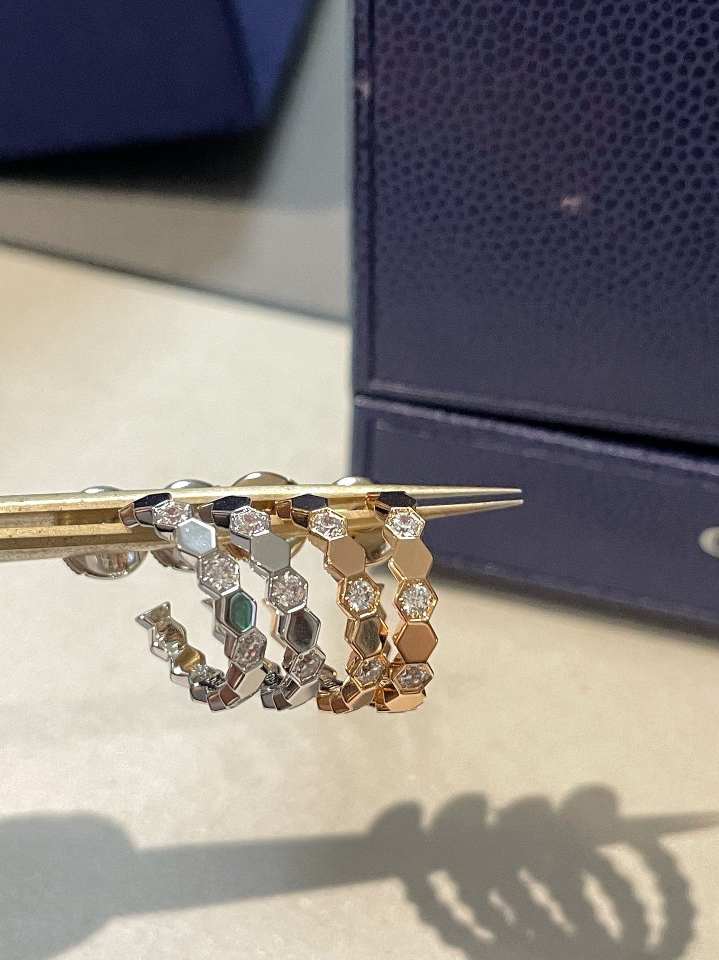 [vivabelle]Hollow Design Four-Leaf Clover Flower Shape Ring