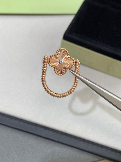 [vivabelle]CLOVER RIVERSIBLE ROSE GOLD RING