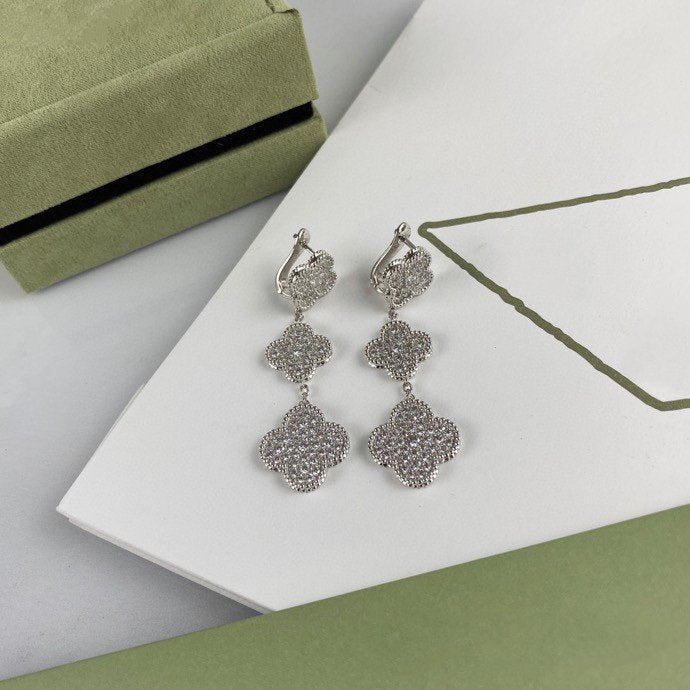[vivabelle]CLOVER 3 MOTIF DIAMOND SILVER DROP EARRINGS