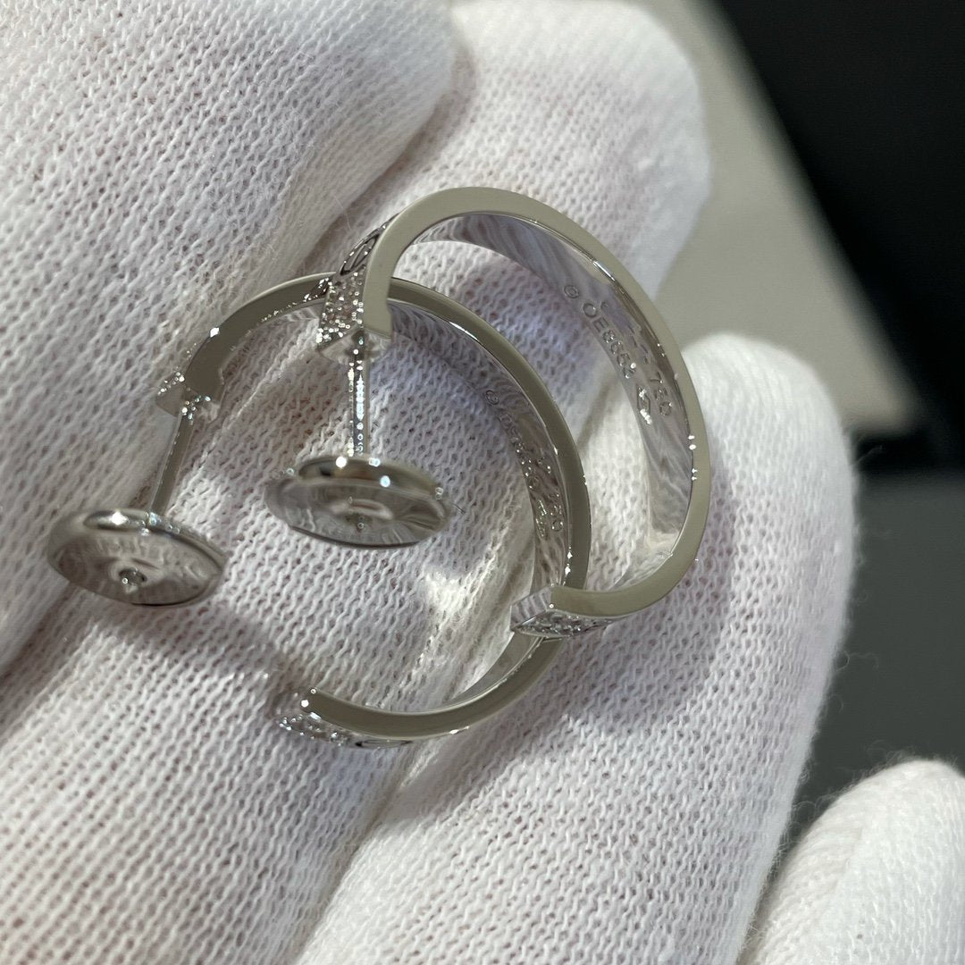 [vivabelle]LOVE DIAMOND SILVER HOOP EARRINGS