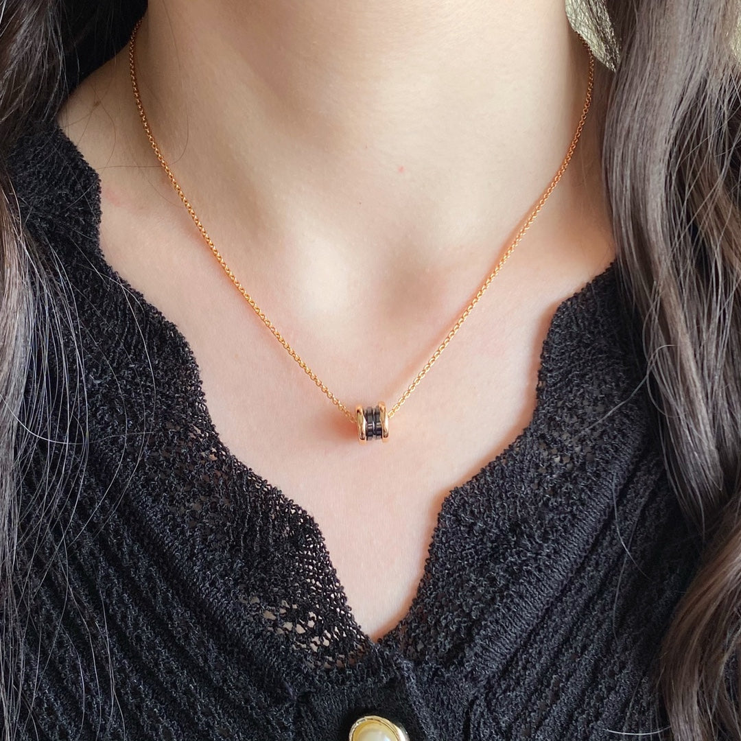 [vivabelle]ZERO 1 CERAMIC MINI NECKLACE