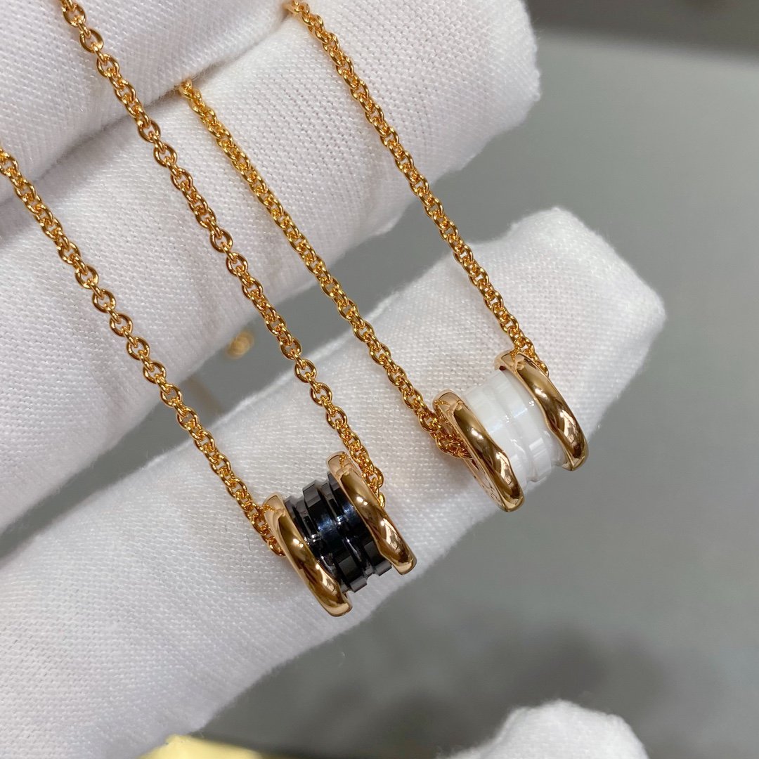 [vivabelle]ZERO 1 CERAMIC MINI NECKLACE