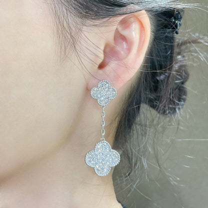 [vivabelle]CLOVER 2 MOTIFS DIAMOND PAVED SILVER EARRINGS