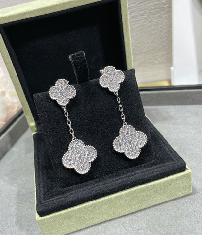 [vivabelle]CLOVER 2 MOTIFS DIAMOND PAVED SILVER EARRINGS