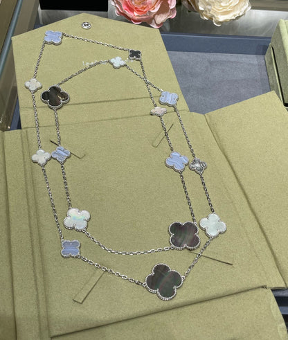 [vivabelle]CLOVER 16 MOTIF CHALCEDONY MOP SILVER NECKLACE