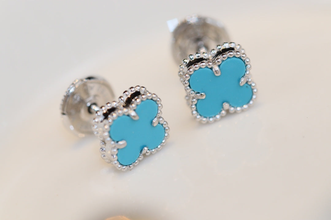 [vivabelle]CLOVER MINI TURQUOISE SILVER STUD EARRINGS