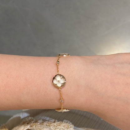[vivabelle]STAR AND SUN 4 MOTIF WHITE MOP PINK GOLD BRACELET