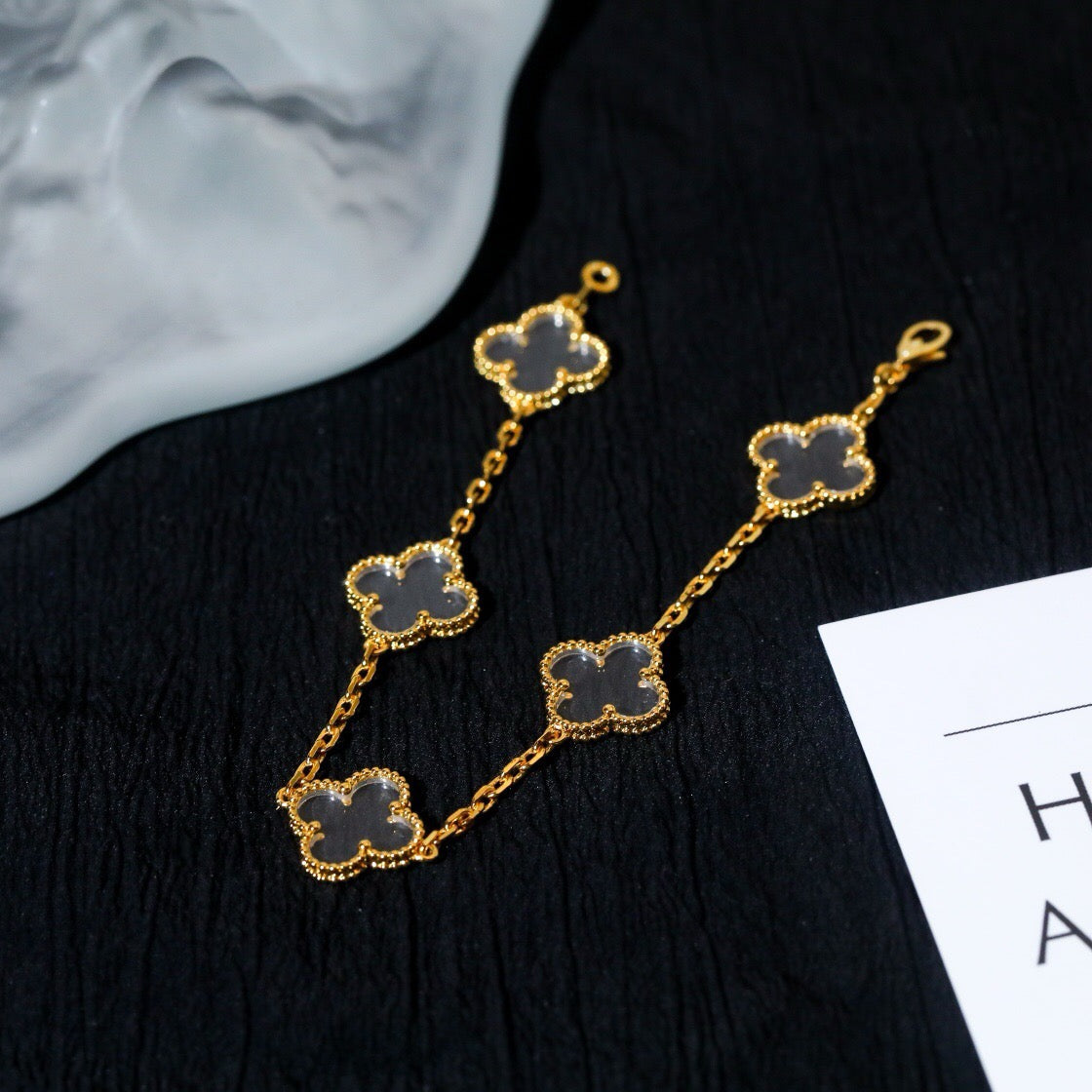 [vivabelle]CLOVER 5 MOTIF ROCK CRYSTAL PINK GOLD BRACELET