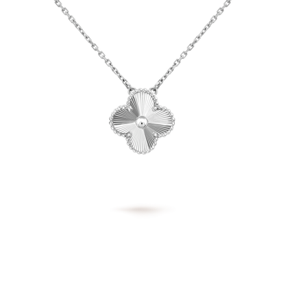 [vivabelle]CLOVER 15MM LASER NECKLACE SILVER