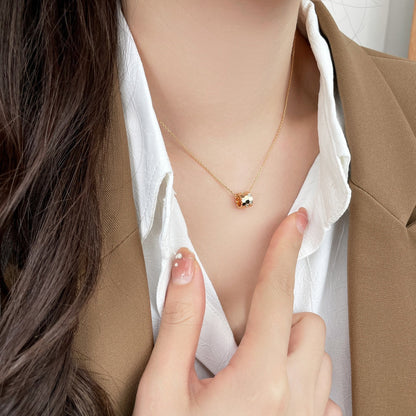 [vivabelle]BEE MINI PEDANT DIAMOND NECKLACE