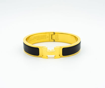 [vivabelle]H BLACK BRACELET