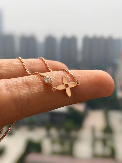 [vivabelle]BLOSSOM PENDANT PINK GOLD AND DIAMOND