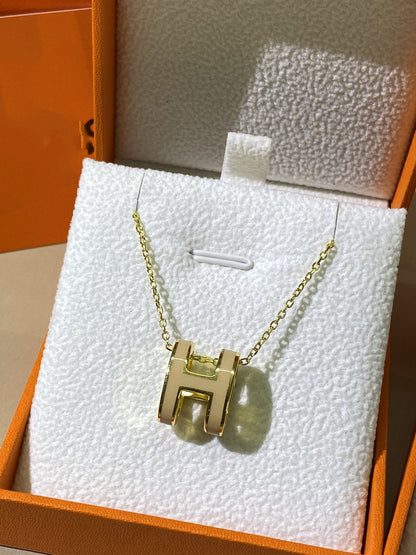 [vivabelle]HM CLIC YELLOW ENAMEL GOLD NECKLACE
