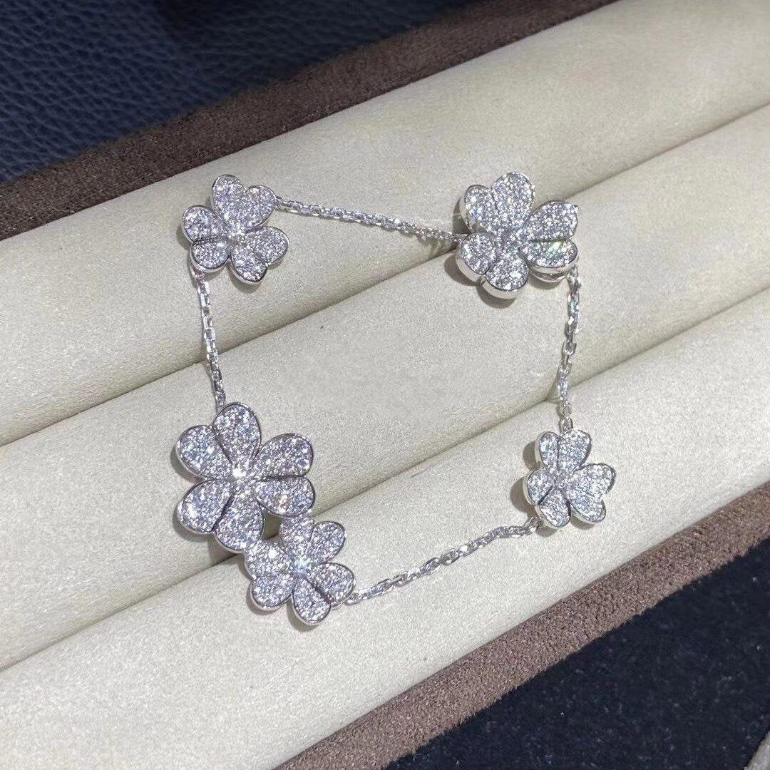 [vivabelle]FRIVOLE SILVER 5 FLOWERS BRACELET