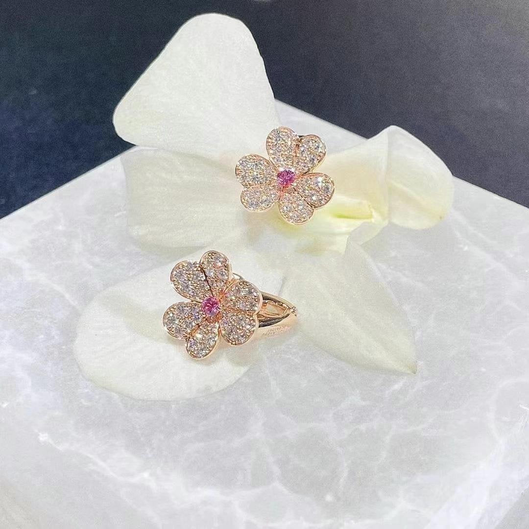 [vivabelle]FRIVOLE PINK GOLD FLOWER DIAMOND EARRINGS
