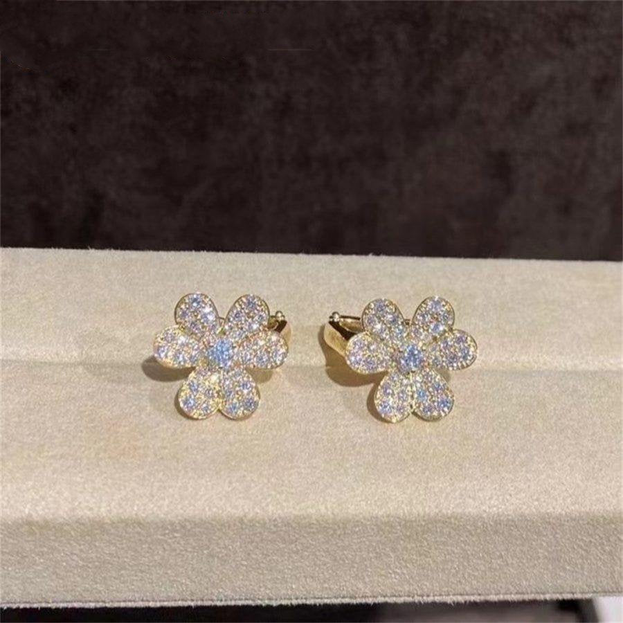 [vivabelle]FRIVOLE GOLD FLOWER DIAMOND EARRINGS