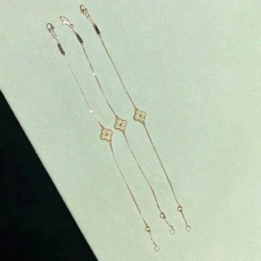 [vivabelle]CLOVER SINGLE FLOWER BRACELET