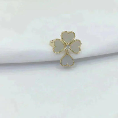 [vivabelle]SWEET CLOVER WHITE MOP RING